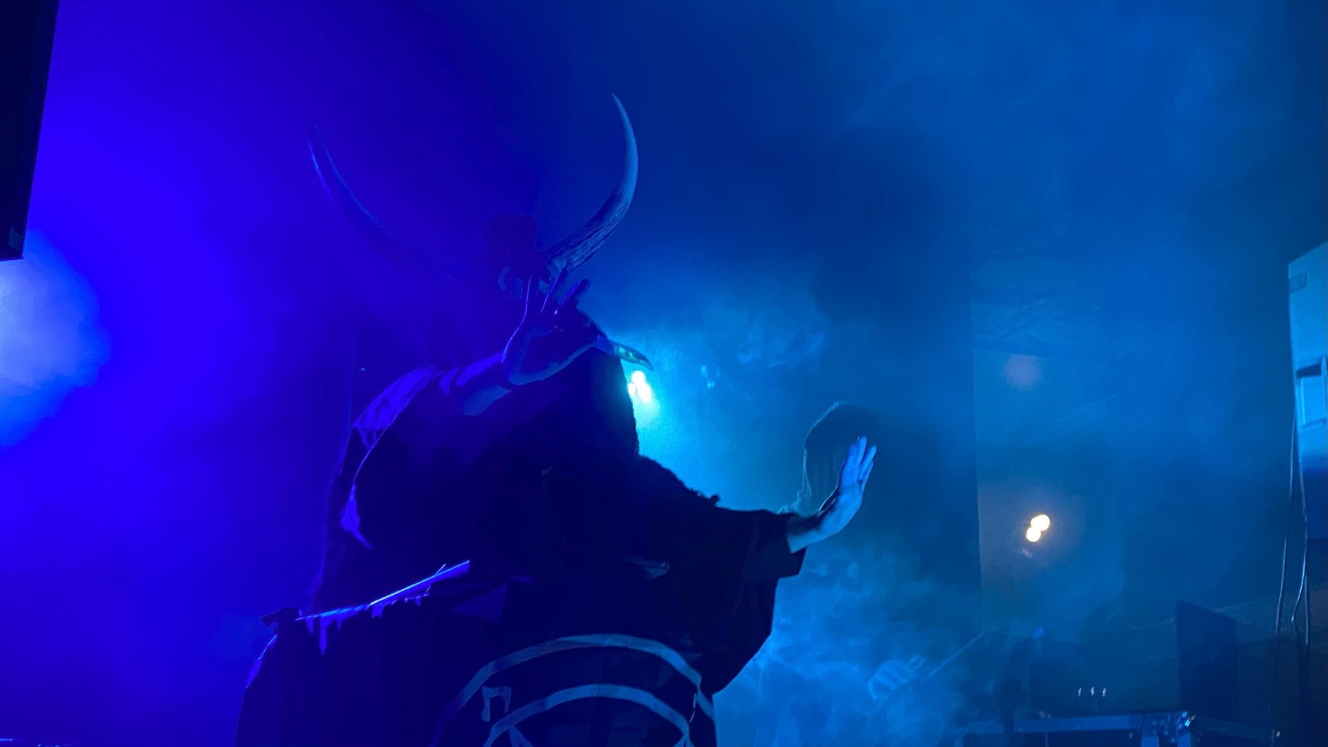 The Magician Reversed — live